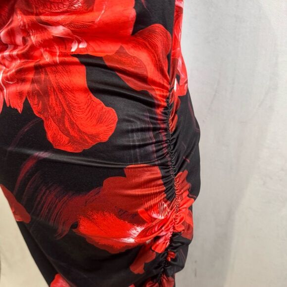 Black and red floral print ruched ruffle hem midi cami dress size large - Picture 5 of 9
